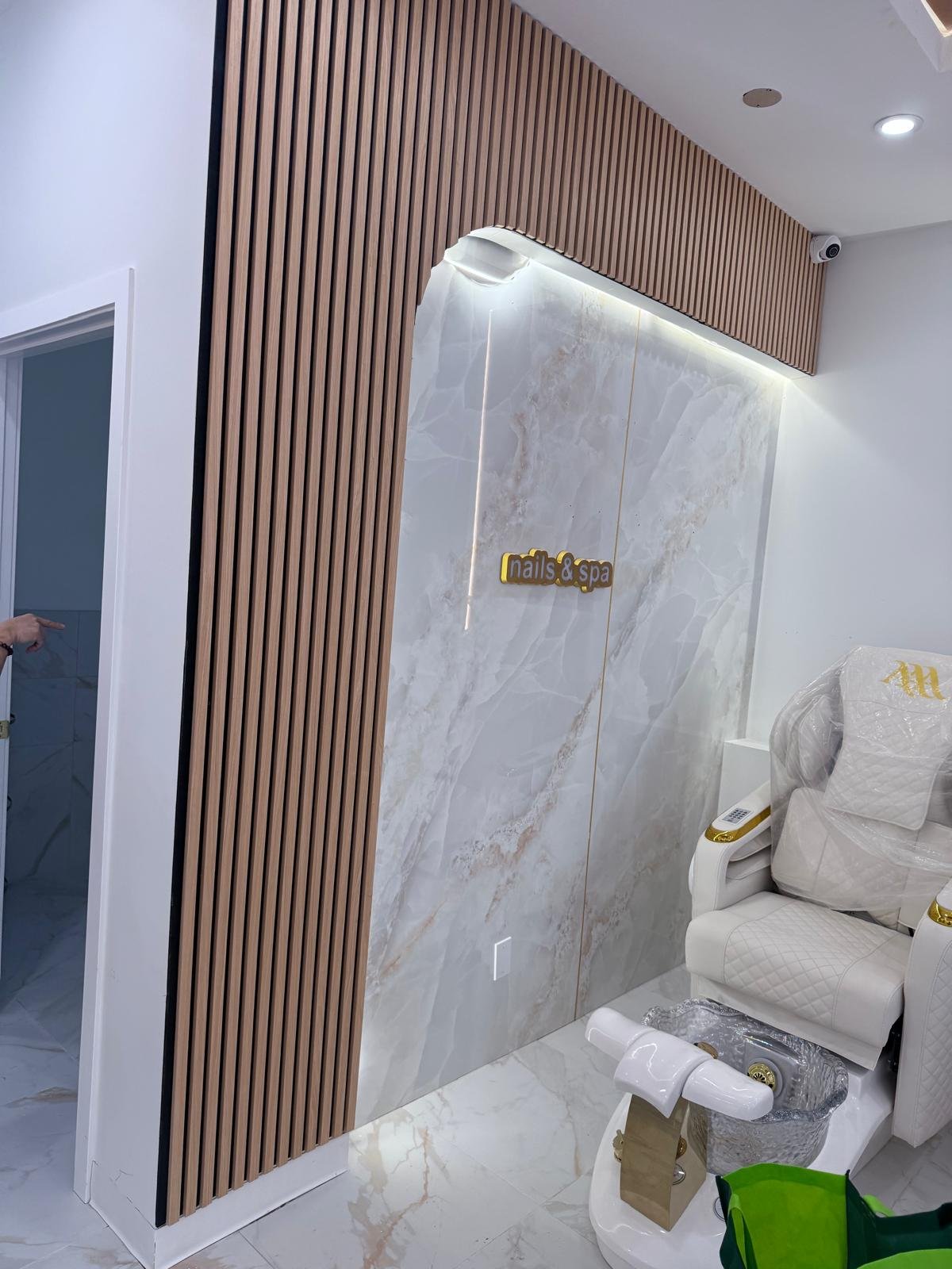 Spa & Salon